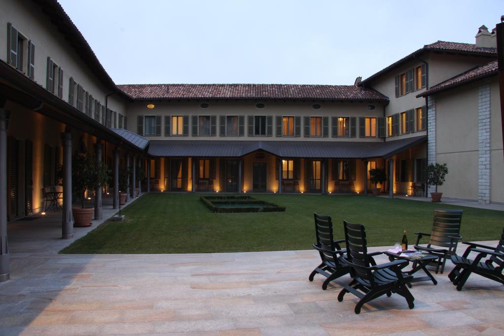 Locanda Dell'Arte Solonghello Exterior photo